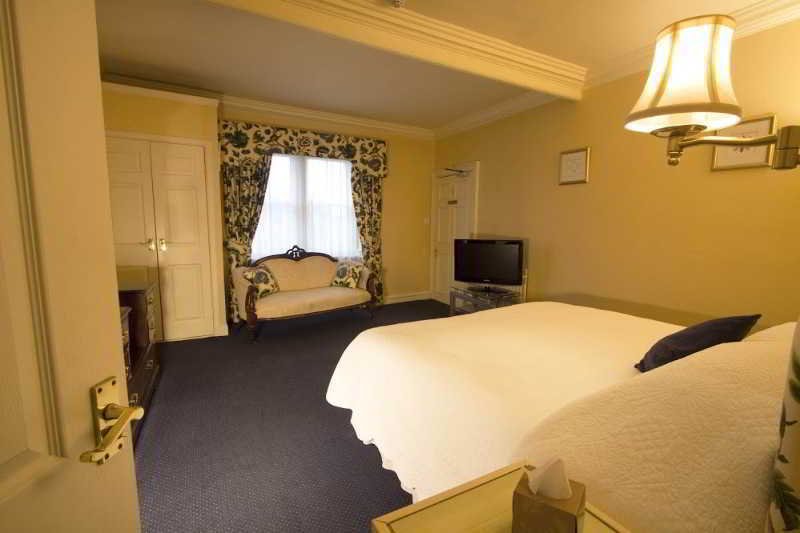 The Wheatsheaf Hotel And Restaurant Swinton  Buitenkant foto