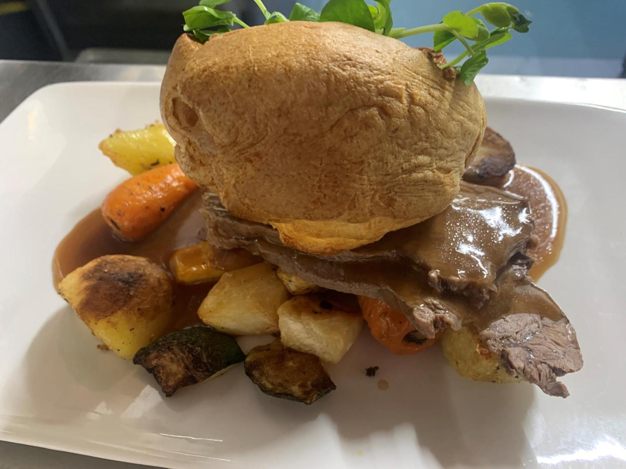 The Wheatsheaf Hotel And Restaurant Swinton  Buitenkant foto