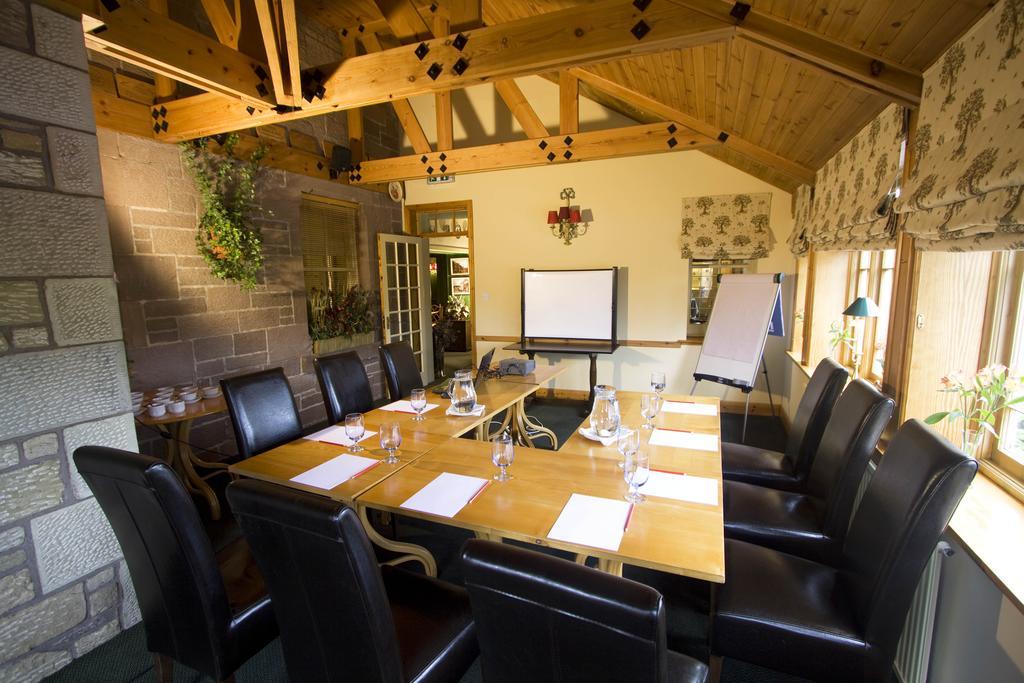 The Wheatsheaf Hotel And Restaurant Swinton  Buitenkant foto